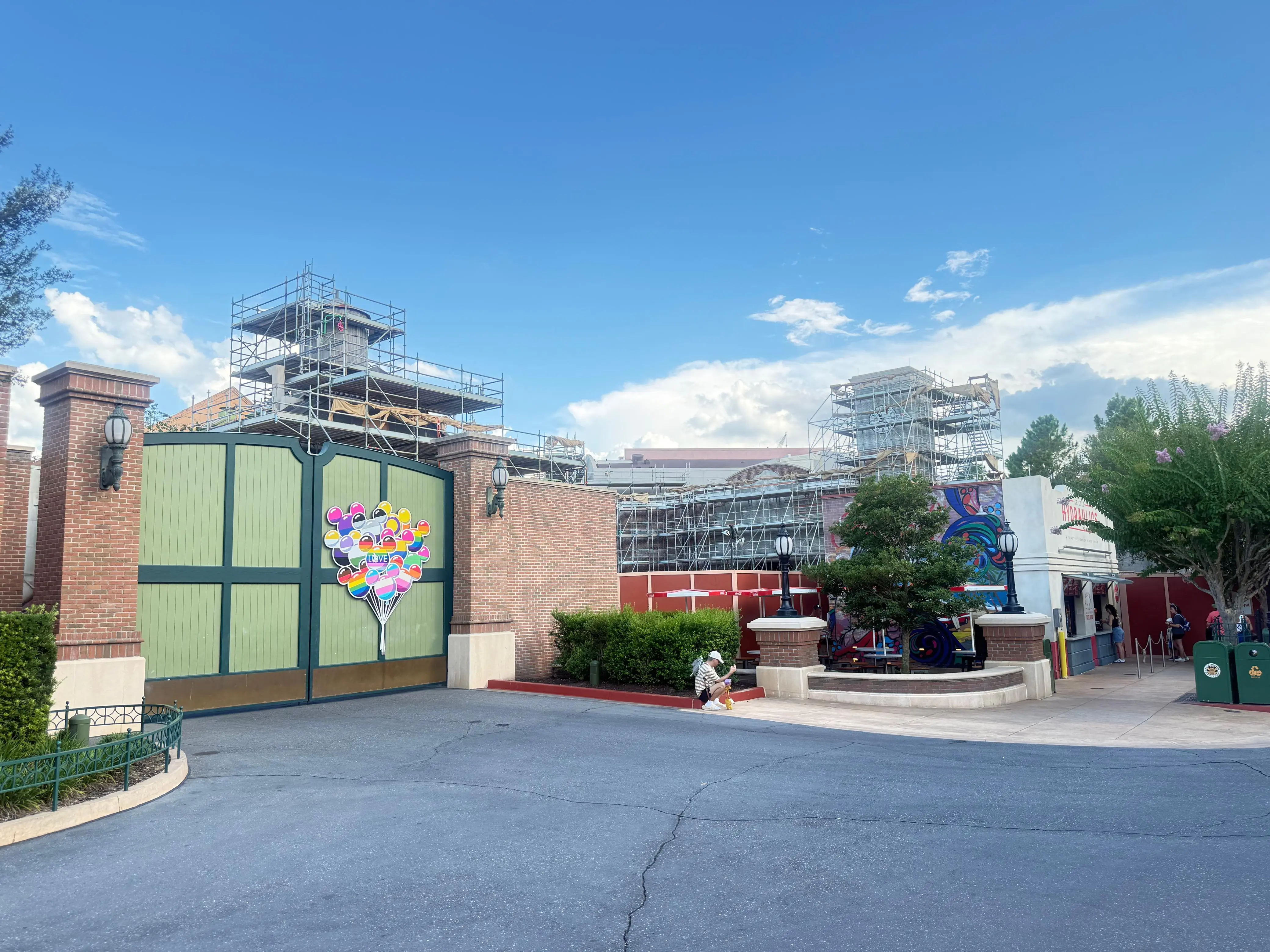 Obras de construção de Monstropolis em andamento no Disney’s Hollywood Studios